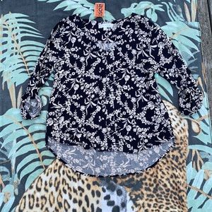Eden & Olivia Floral Blouse